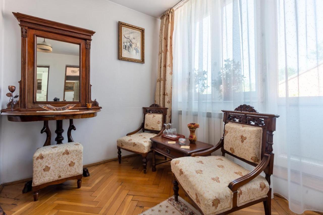 Villa-Hotel Escala Клуж-Напока Екстериор снимка