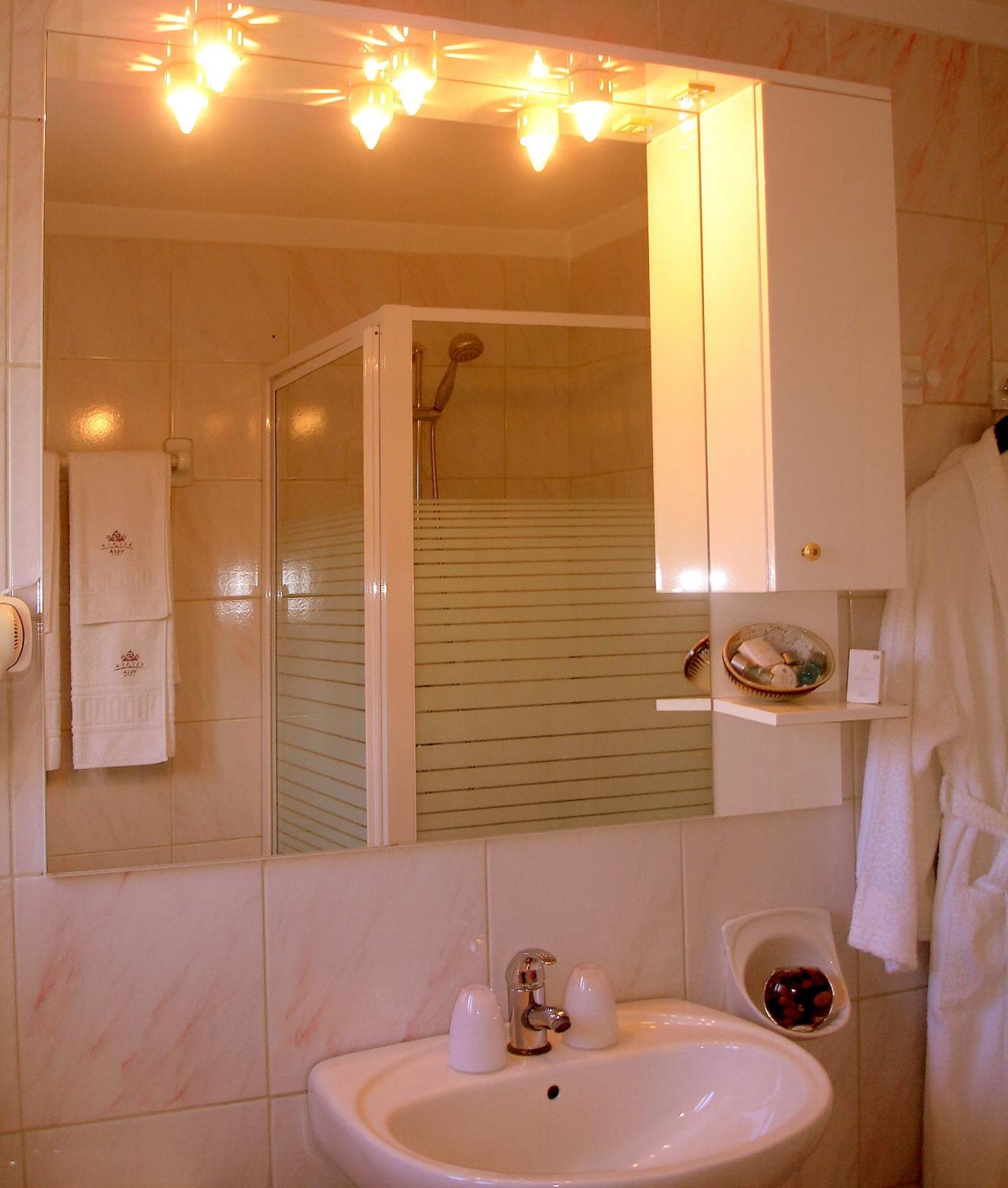 Villa-Hotel Escala Клуж-Напока Екстериор снимка